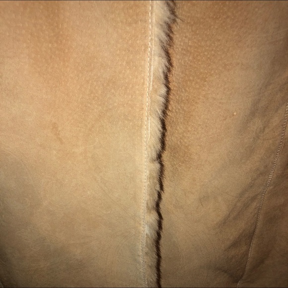 Guess - Picture 2 of 6